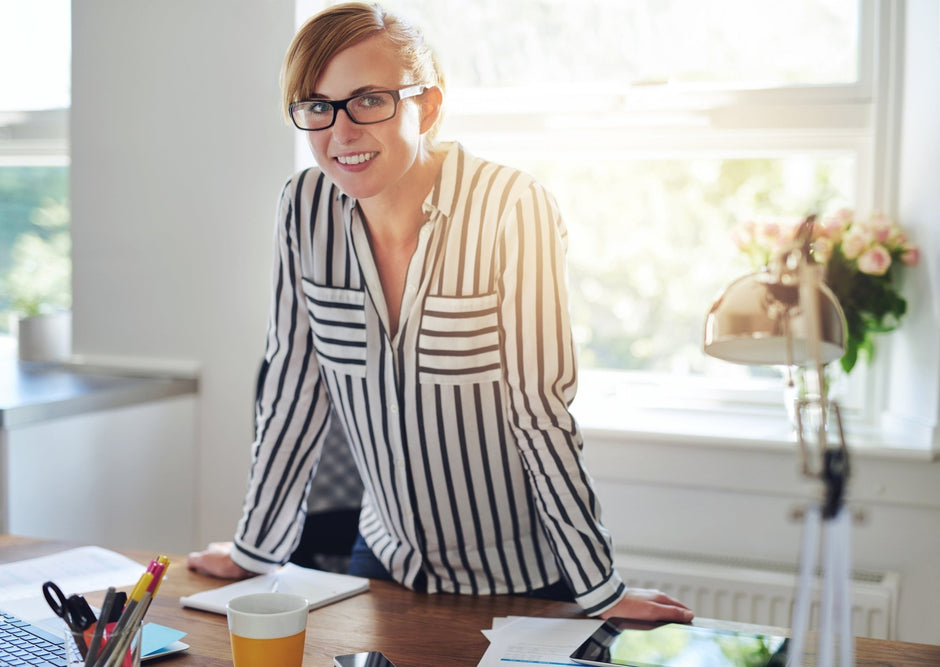 How Often Should I Stand Up at My Desk? - Mount-It!