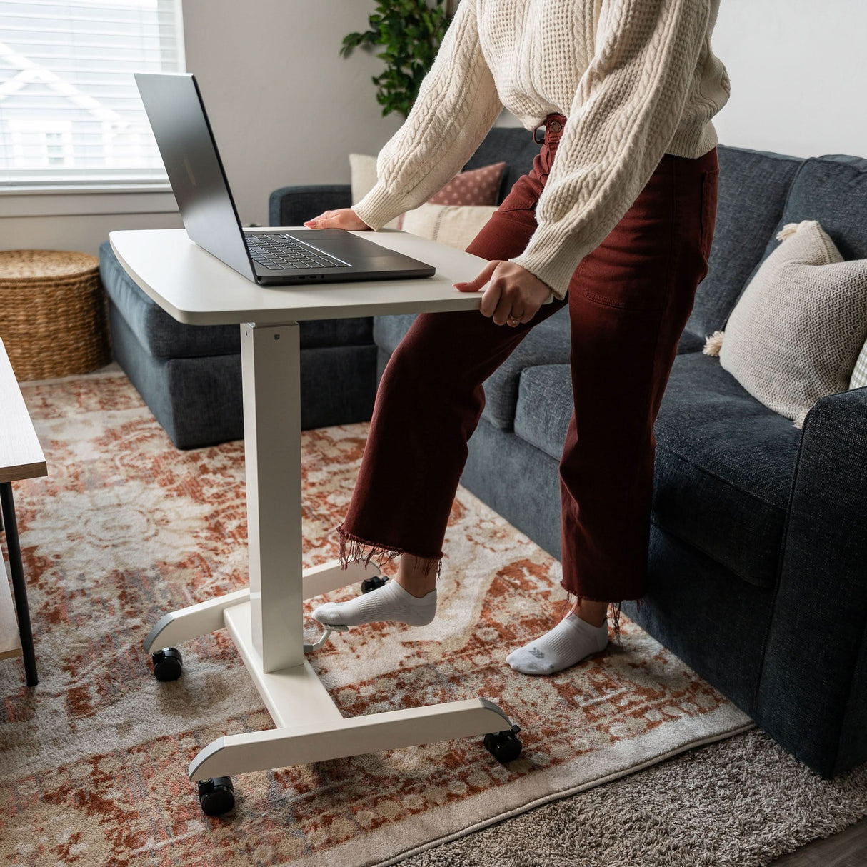 Height Adjustable Rolling Laptop Desk