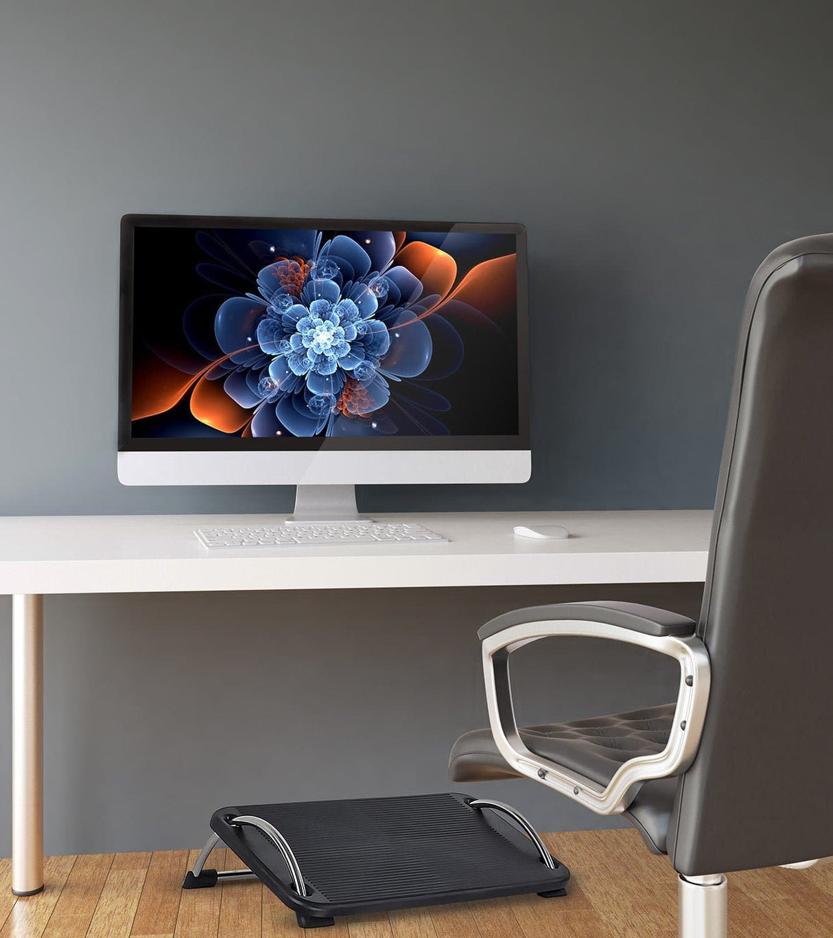 Under Desk Ergonomic Footrest - Black - Mount-It!